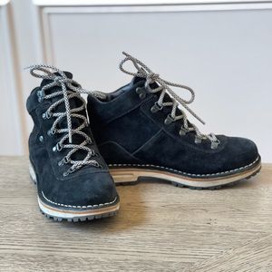 Merrell Sugarbush Waterproof Black Hiking Boots